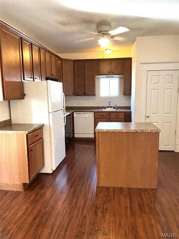 522 White Avenue, Greenville, IL 62246