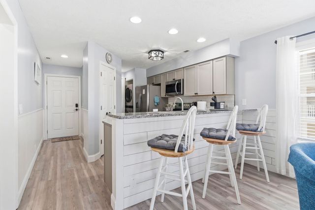 549 White River Dr Unit 14D, Myrtle Beach, SC 29579