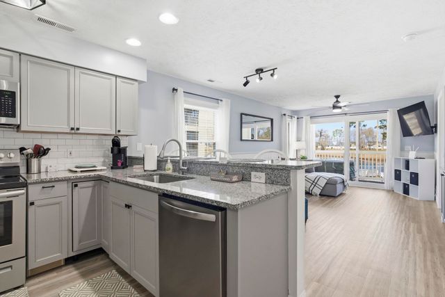 549 White River Dr Unit 14D, Myrtle Beach, SC 29579