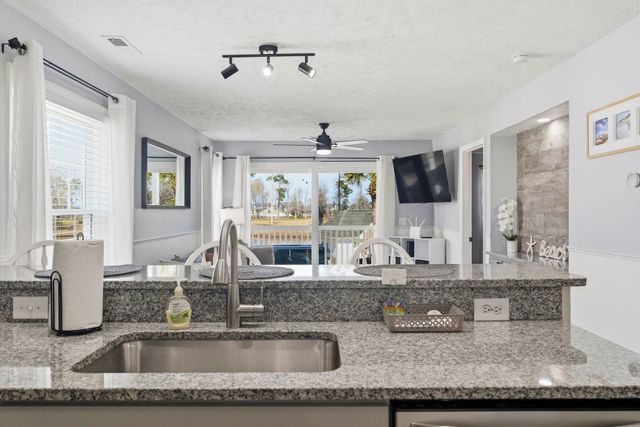 549 White River Dr Unit 14D, Myrtle Beach, SC 29579