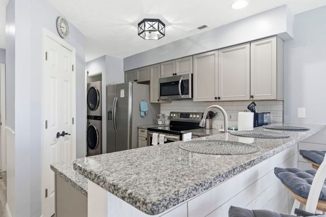 549 White River Dr Unit 14D, Myrtle Beach, SC 29579