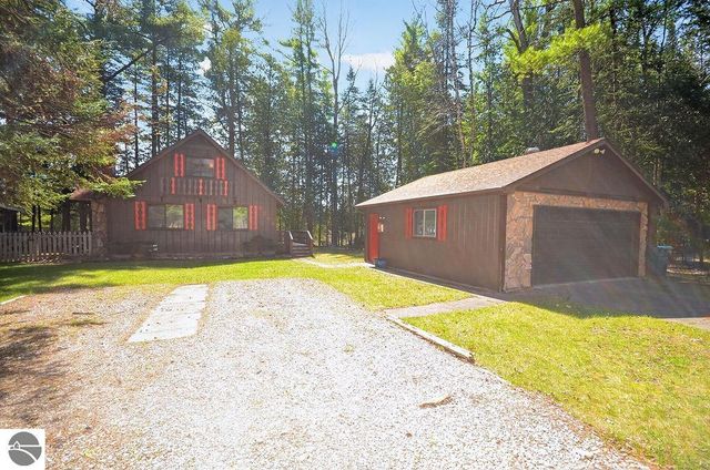 4281 Franklin Trail, Sterling, MI 48659