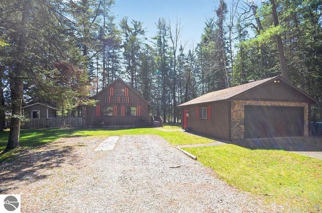 4281 Franklin Trail, Sterling, MI 48659