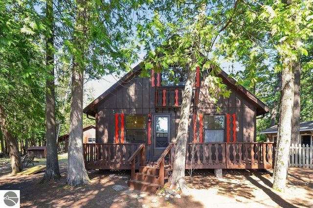4281 Franklin Trail, Sterling, MI 48659
