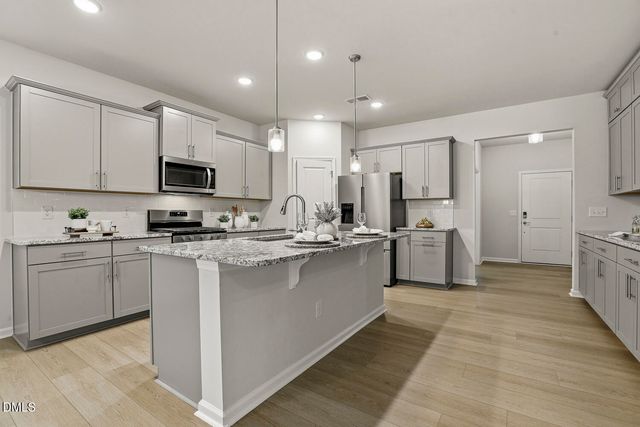 563 Fosterton Cottage Way, Raleigh, NC 27603