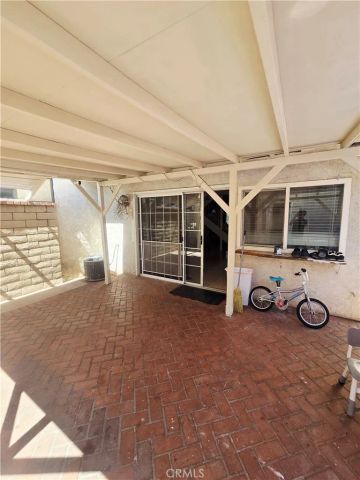 8718 Lincoln, Riverside, CA 92504