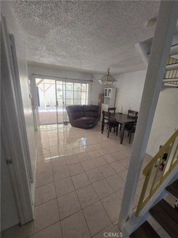 8718 Lincoln, Riverside, CA 92504
