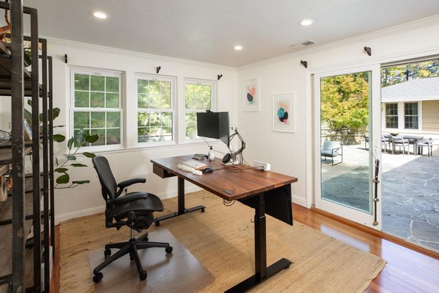 25 Corto Lane, Woodside, CA 94062