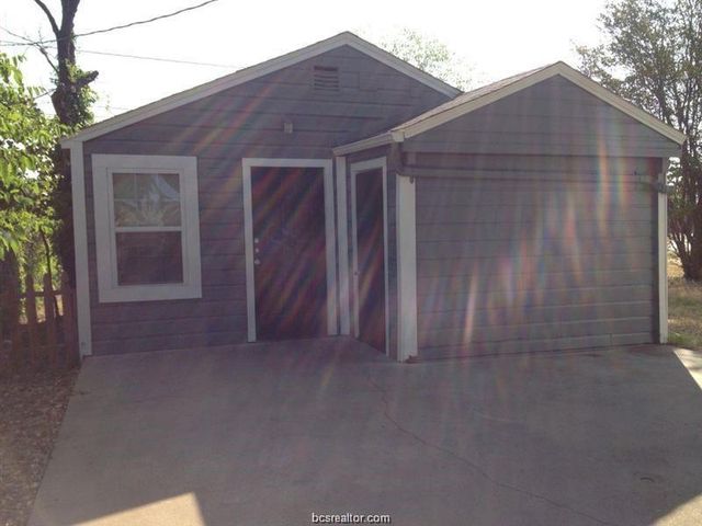 3109 Maloney Avenue A, Bryan, TX 77801