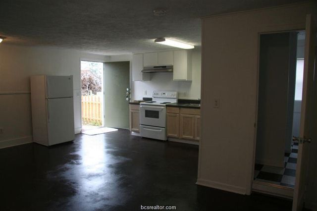 3109 Maloney Avenue A, Bryan, TX 77801