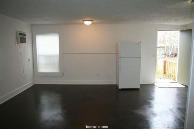 3109 Maloney Avenue A, Bryan, TX 77801