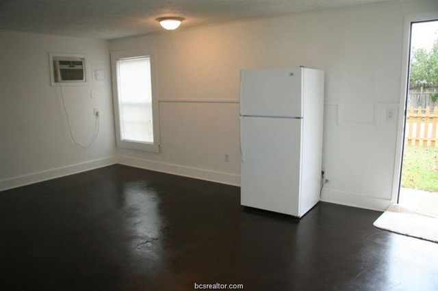 3109 Maloney Avenue A, Bryan, TX 77801