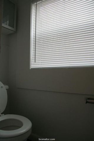 3109 Maloney Avenue A, Bryan, TX 77801