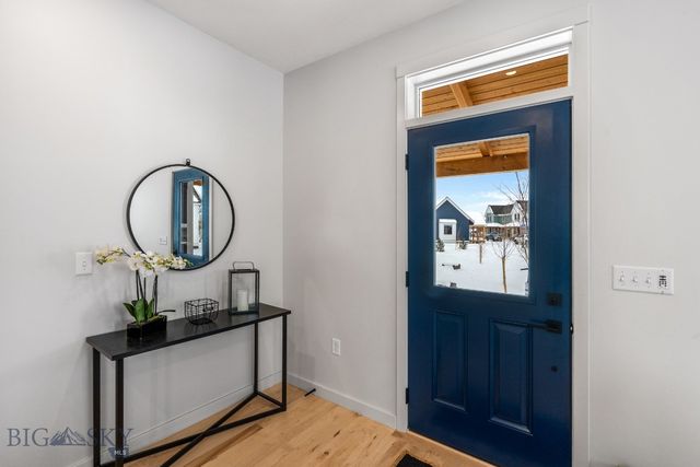 2402 Blue Silos Way, Bozeman, MT 59715