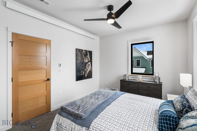 2402 Blue Silos Way, Bozeman, MT 59715