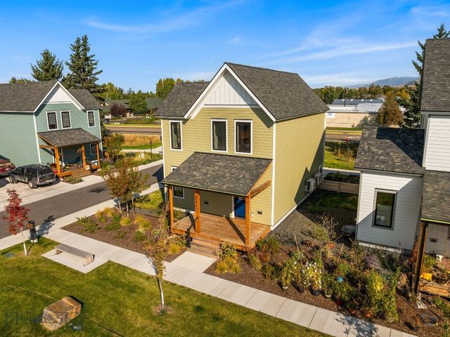 2402 Blue Silos Way, Bozeman, MT 59715