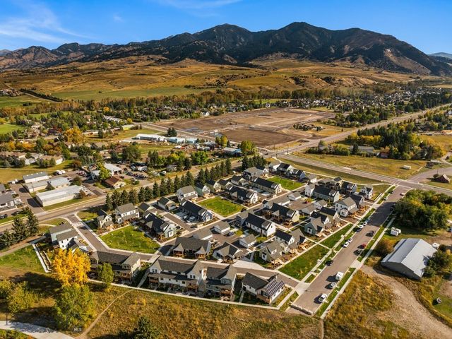 2402 Blue Silos Way, Bozeman, MT 59715