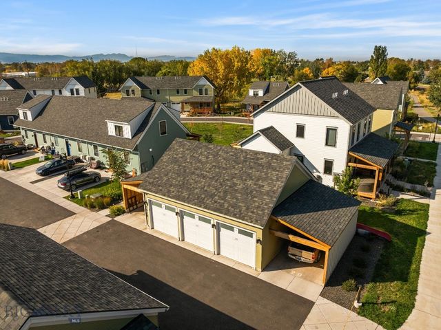 2402 Blue Silos Way, Bozeman, MT 59715