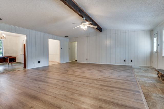 902 Nature Drive, Duncanville, TX 75116