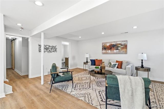 1131 Westleigh Terrace, Manchester, MO 63021