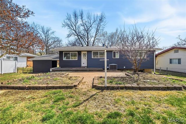 1131 Westleigh Terrace, Manchester, MO 63021