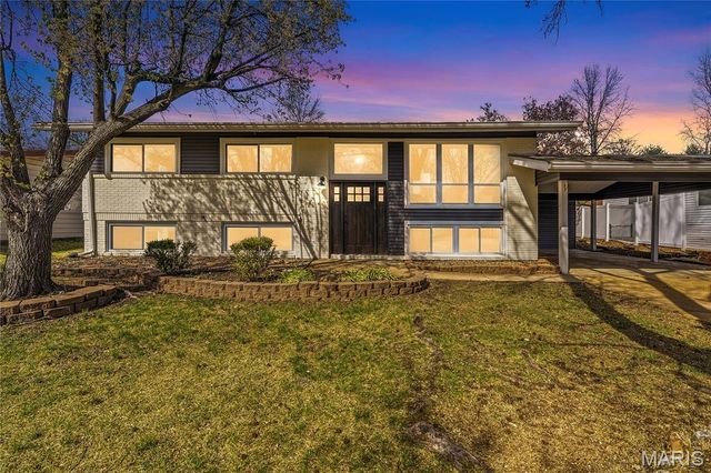 1131 Westleigh Terrace, Manchester, MO 63021