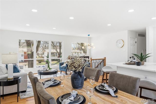 1131 Westleigh Terrace, Manchester, MO 63021