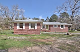 6475 Newnan Road, Brooks, GA 30205