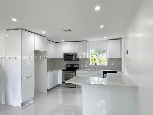 15900 SW 102nd Ave 0, Miami, FL 33157