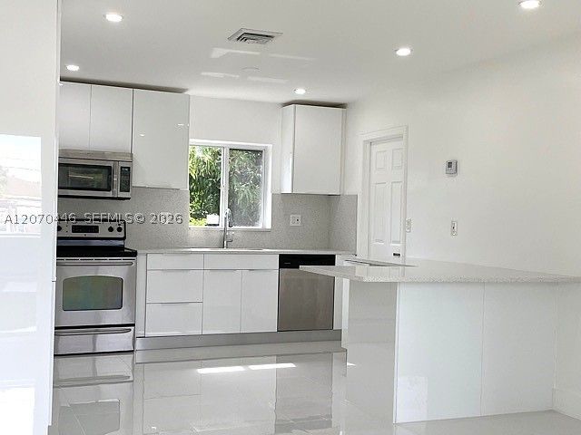 15900 SW 102nd Ave 0, Miami, FL 33157