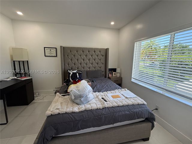 15900 SW 102nd Ave 0, Miami, FL 33157