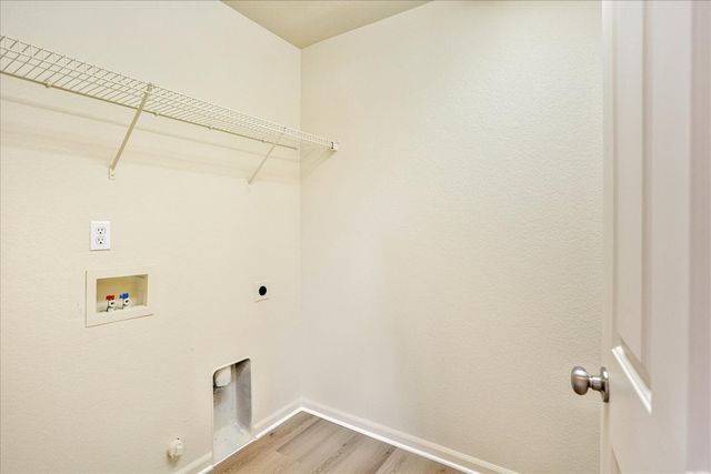 8717 Cortina Cir, Roseville, CA 95678