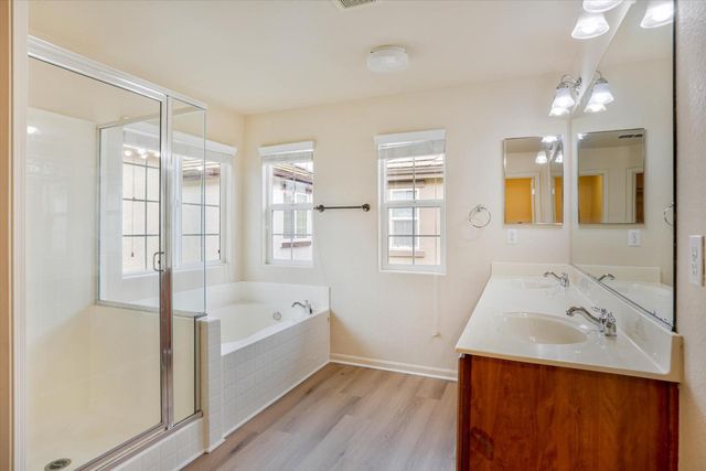 8717 Cortina Cir, Roseville, CA 95678