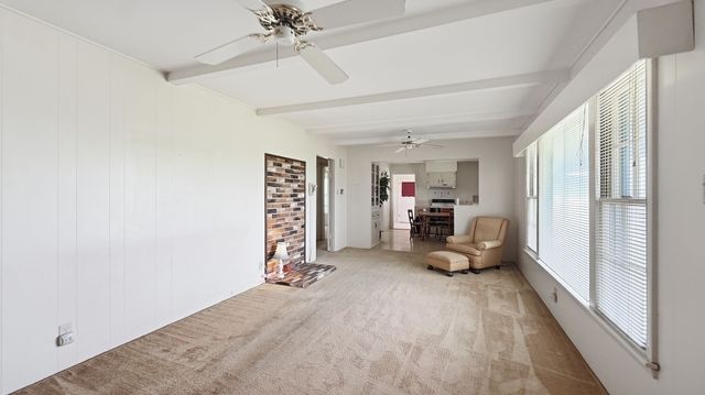 59 Noland Road, Whitesboro, TX 76273