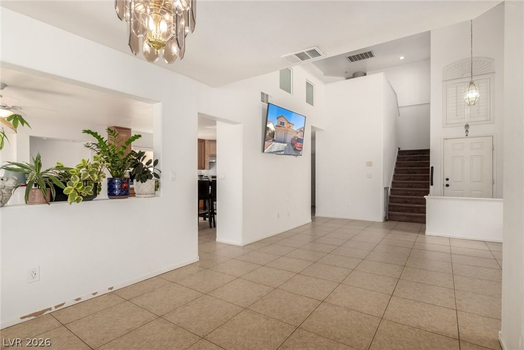 Image 13 of property listing at 8820 Manalang Road, Las Vegas, NV 89123