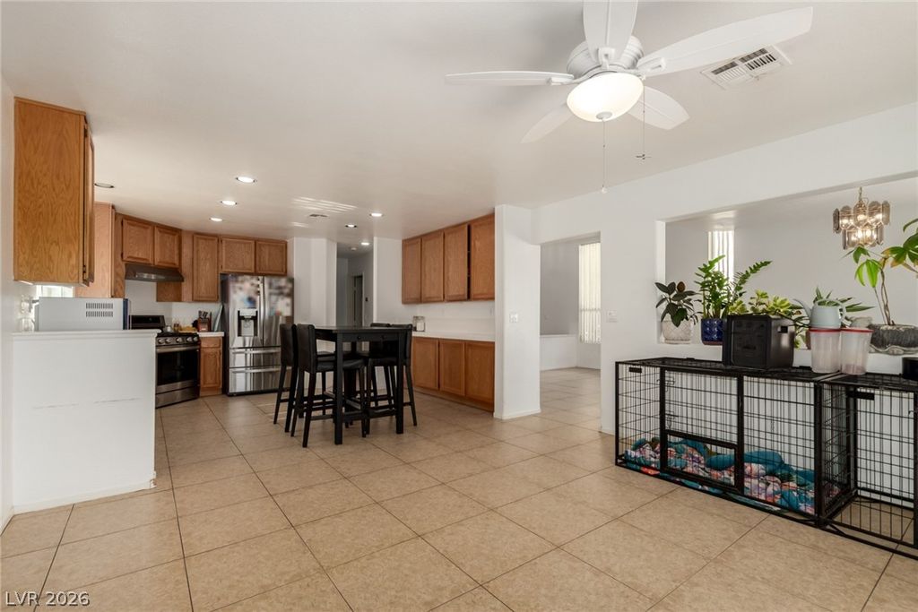 Image 16 of property listing at 8820 Manalang Road, Las Vegas, NV 89123