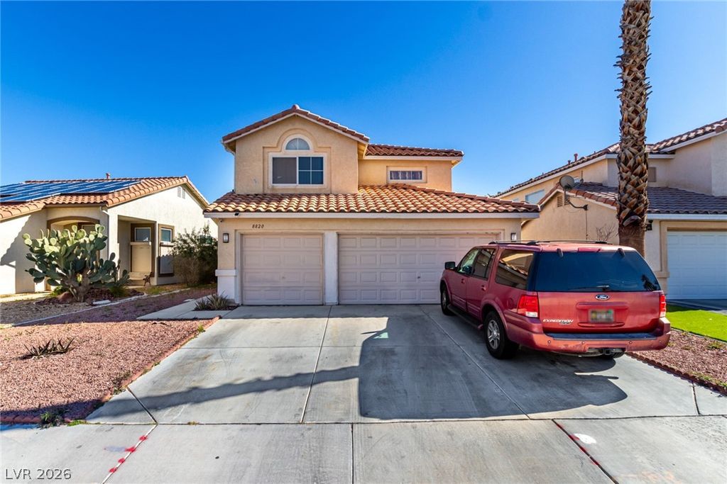 Image 2 of property listing at 8820 Manalang Road, Las Vegas, NV 89123