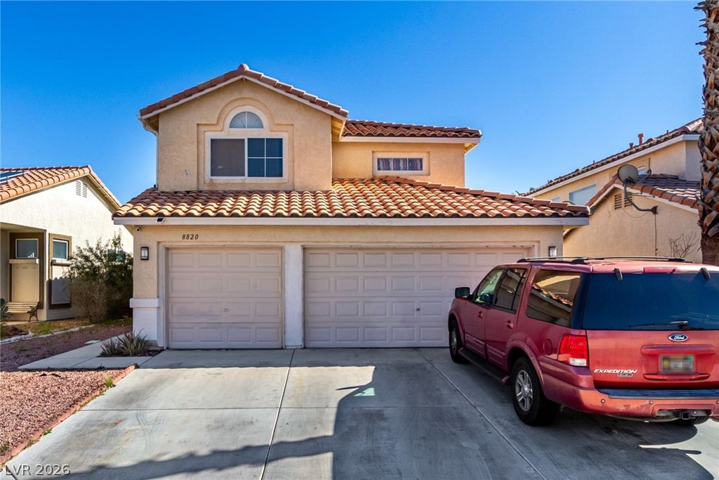 Image 3 of property listing at 8820 Manalang Road, Las Vegas, NV 89123