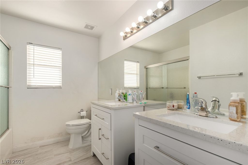 Image 32 of property listing at 8820 Manalang Road, Las Vegas, NV 89123