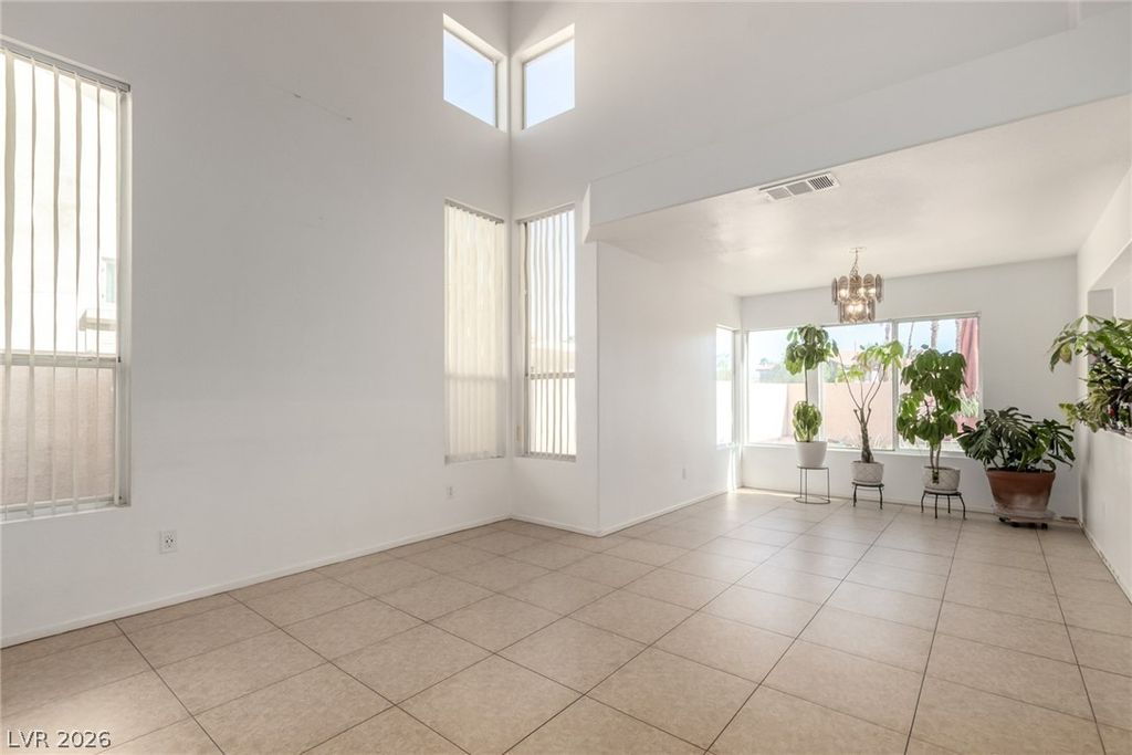 Image 9 of property listing at 8820 Manalang Road, Las Vegas, NV 89123