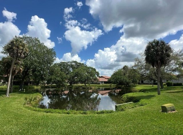 3862 WILSHIRE CIRCLE W 107, Sarasota, FL 34238