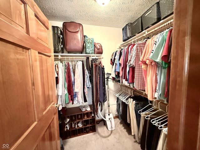 1806 Vidalia Court, Greenwood, IN 46143