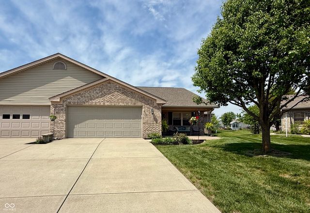 1806 Vidalia Court, Greenwood, IN 46143
