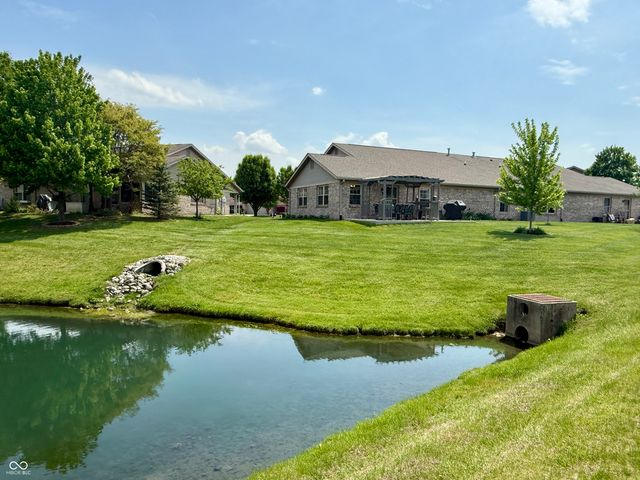 1806 Vidalia Court, Greenwood, IN 46143