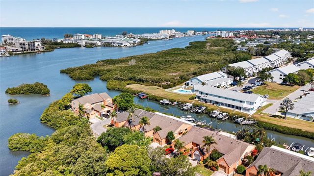 14617 LORIDAWN DRIVE 8, Seminole, FL 33776