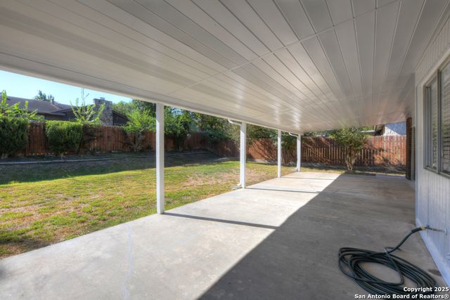 8226 Zodiac, Universal City, TX 78148