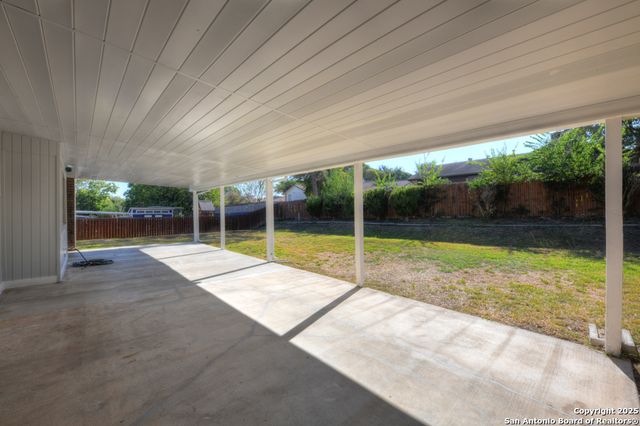 8226 Zodiac, Universal City, TX 78148