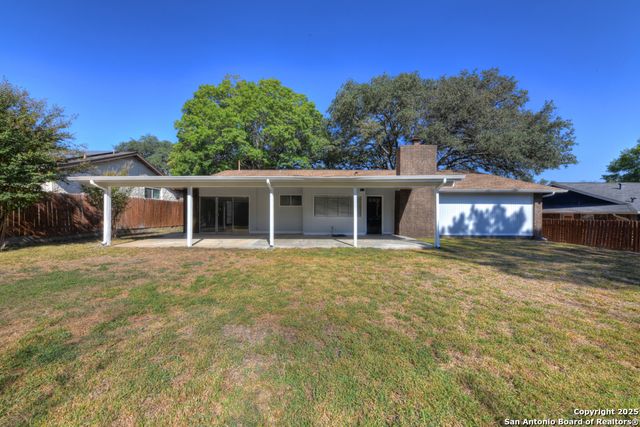 8226 Zodiac, Universal City, TX 78148
