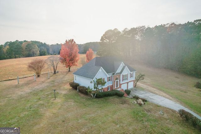 218 Golden Oaks Drive, Lafayette, GA 30728