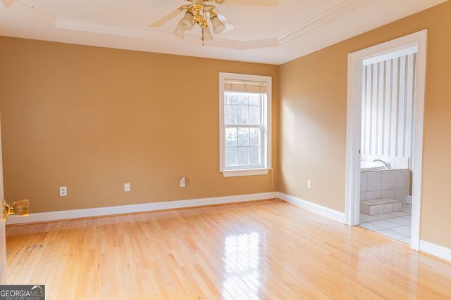 218 Golden Oaks Drive, Lafayette, GA 30728